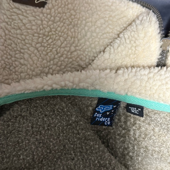 Vintage Y2K Fox Olive Green Zip-Up Hoodie - Picture 5 of 6